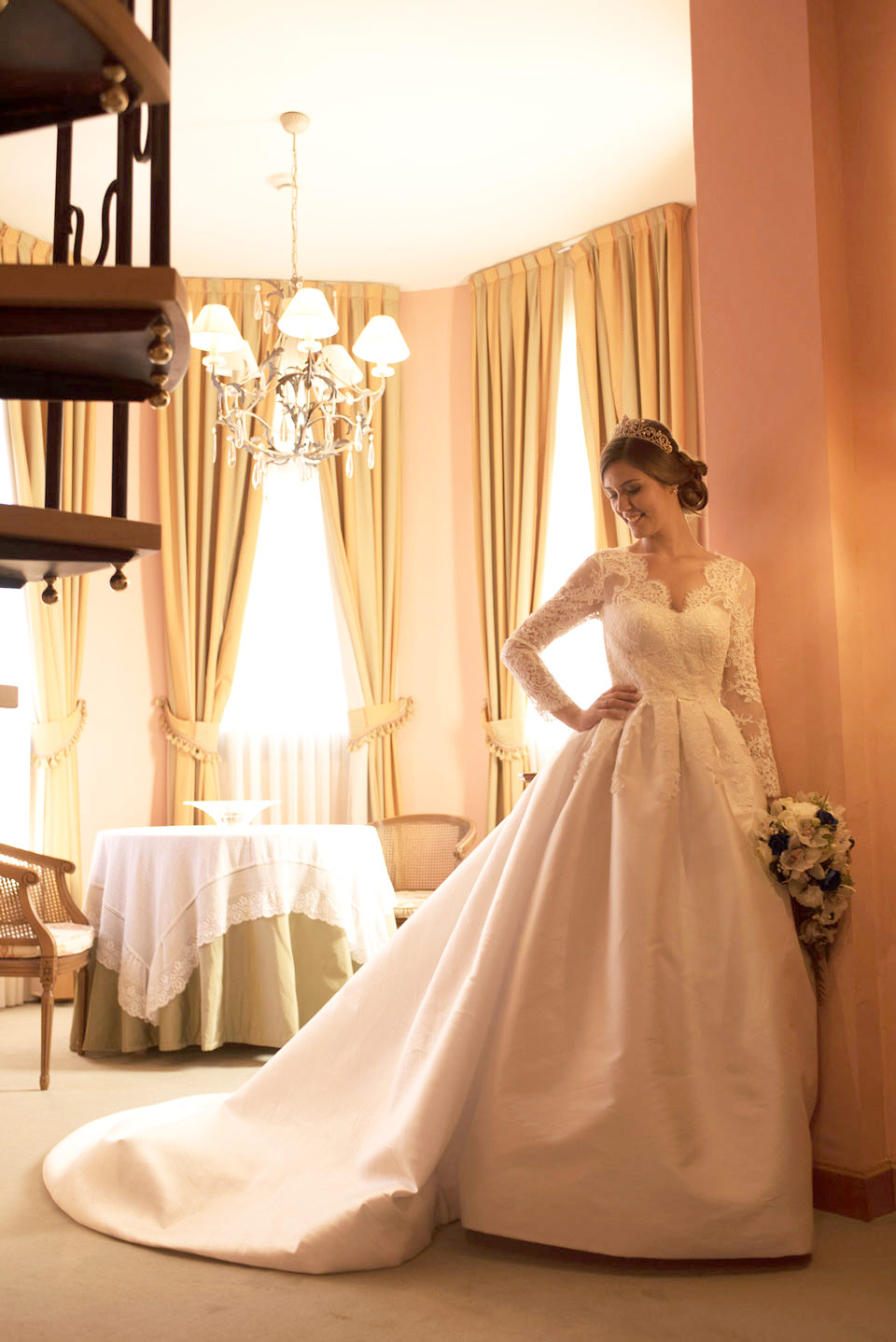 Carla - Encaje y Satén